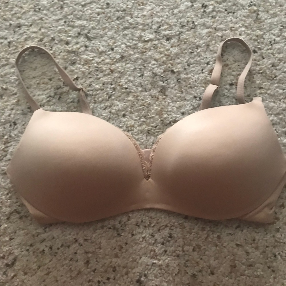 Victoria’s Secret bra 36C